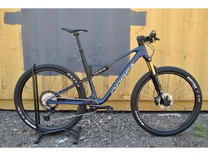 Celoodpru En Kolo Orbea Oiz M Pro Custom Black Bluematt L